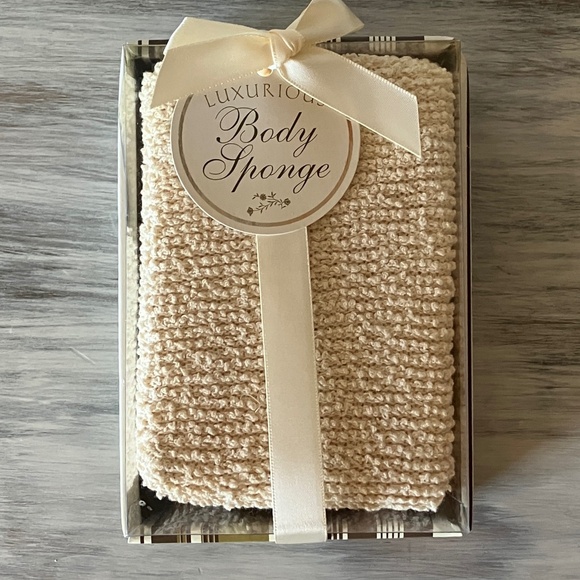 Body Sponge Soft Material - Picture 1 of 3